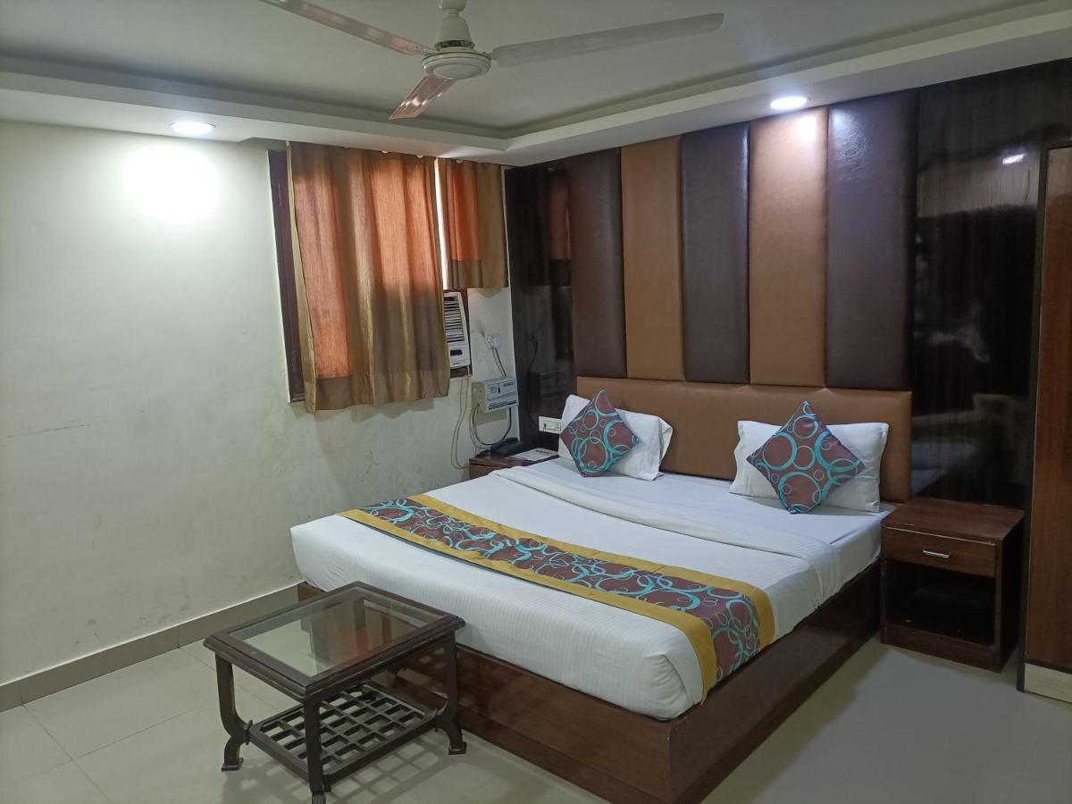 Hotel Le Mount Near Igi Airport Нью-Дели Экстерьер фото